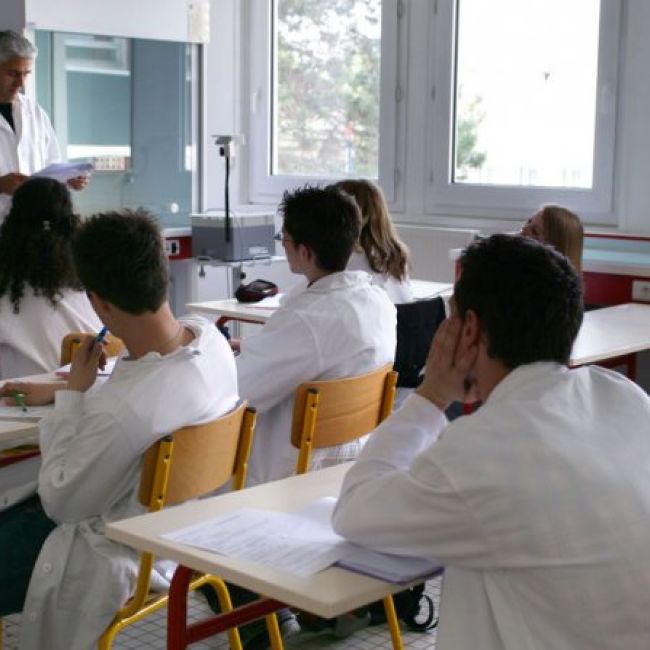 Preparación para las pruebas de acceso a ciclos formativos en el Vallés | +Qnombr3s