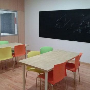 Centre d'estudis a Cerdanyola del Vallès 03